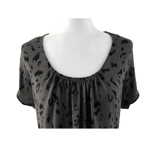 T. BABATON Aritzia 100% Silk Blouse Top Size Small Brown Black Leopard Print EUC - Picture 2 of 6